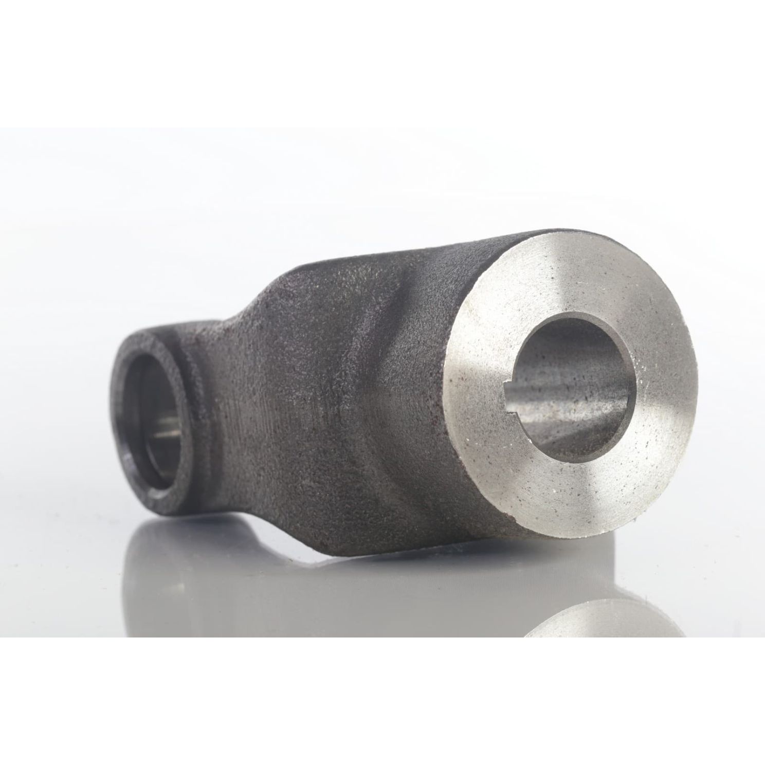 Neapco 22-1132 PTO Round Bore Yoke 1-1/8"