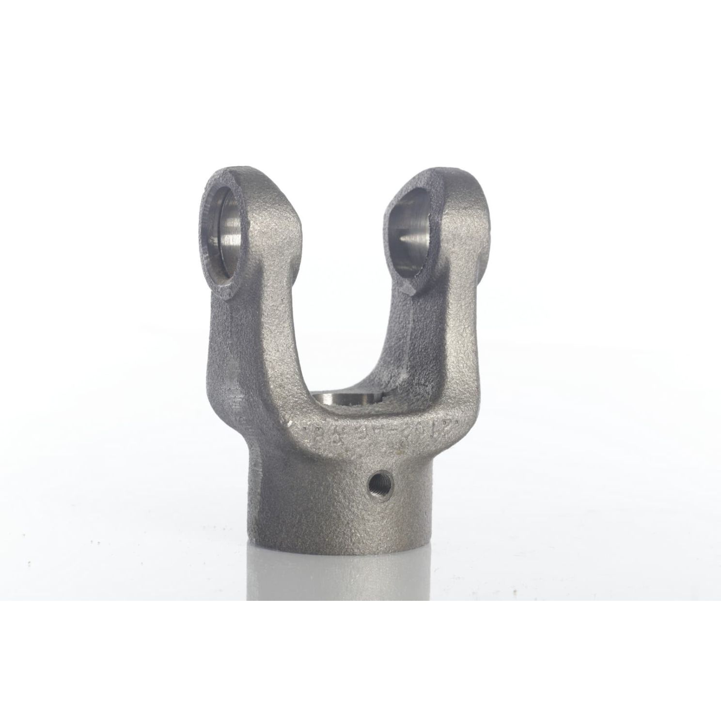 Neapco 22-1132 PTO Round Bore Yoke 1-1/8"
