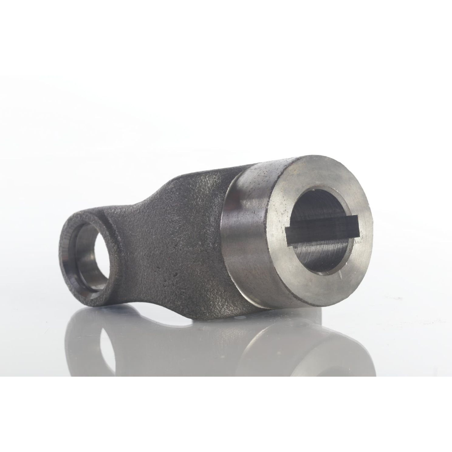 Neapco 22-1219 PTO Round Bore Yoke 1-3/8"