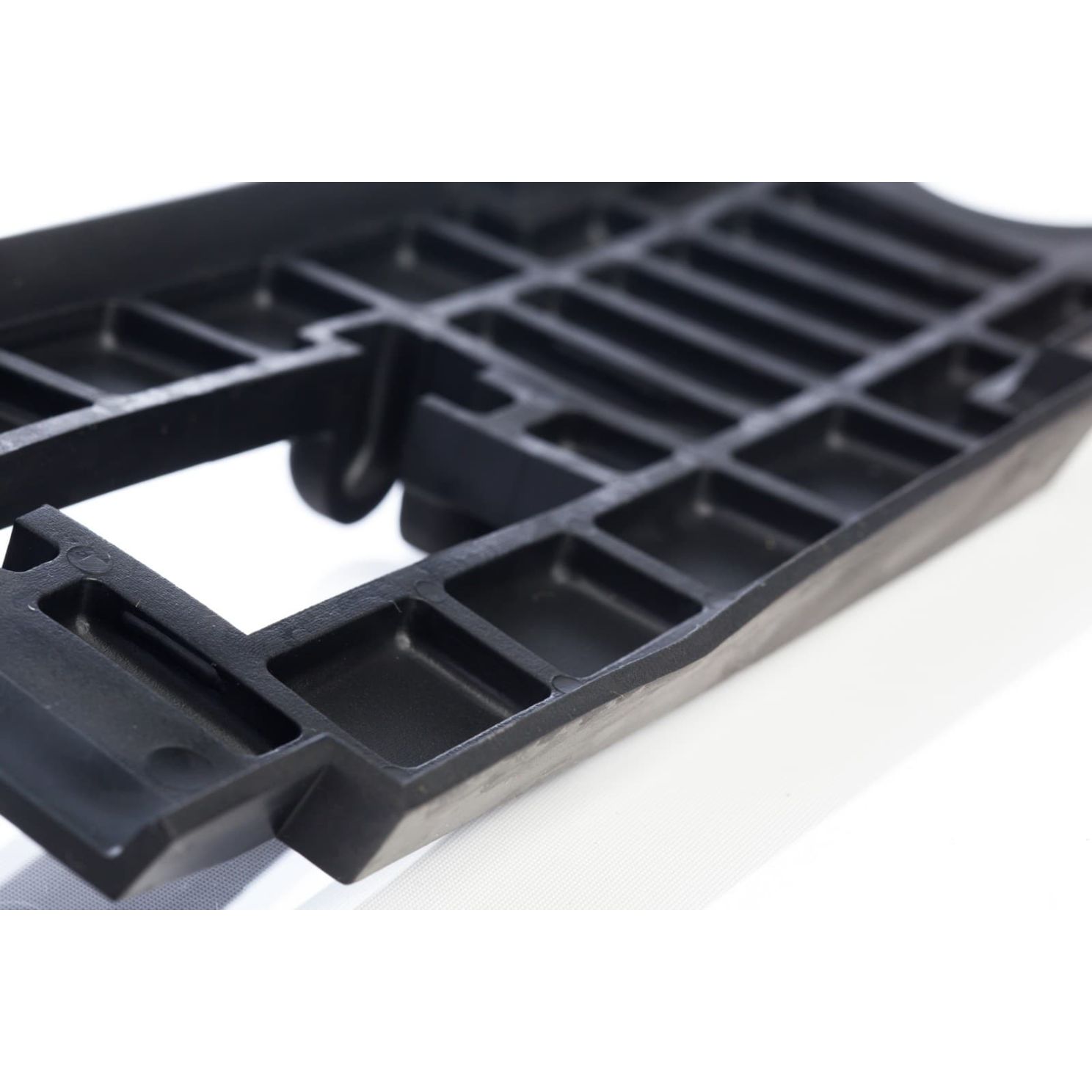 Kinze GD15699 Brush Meter Shank Cover