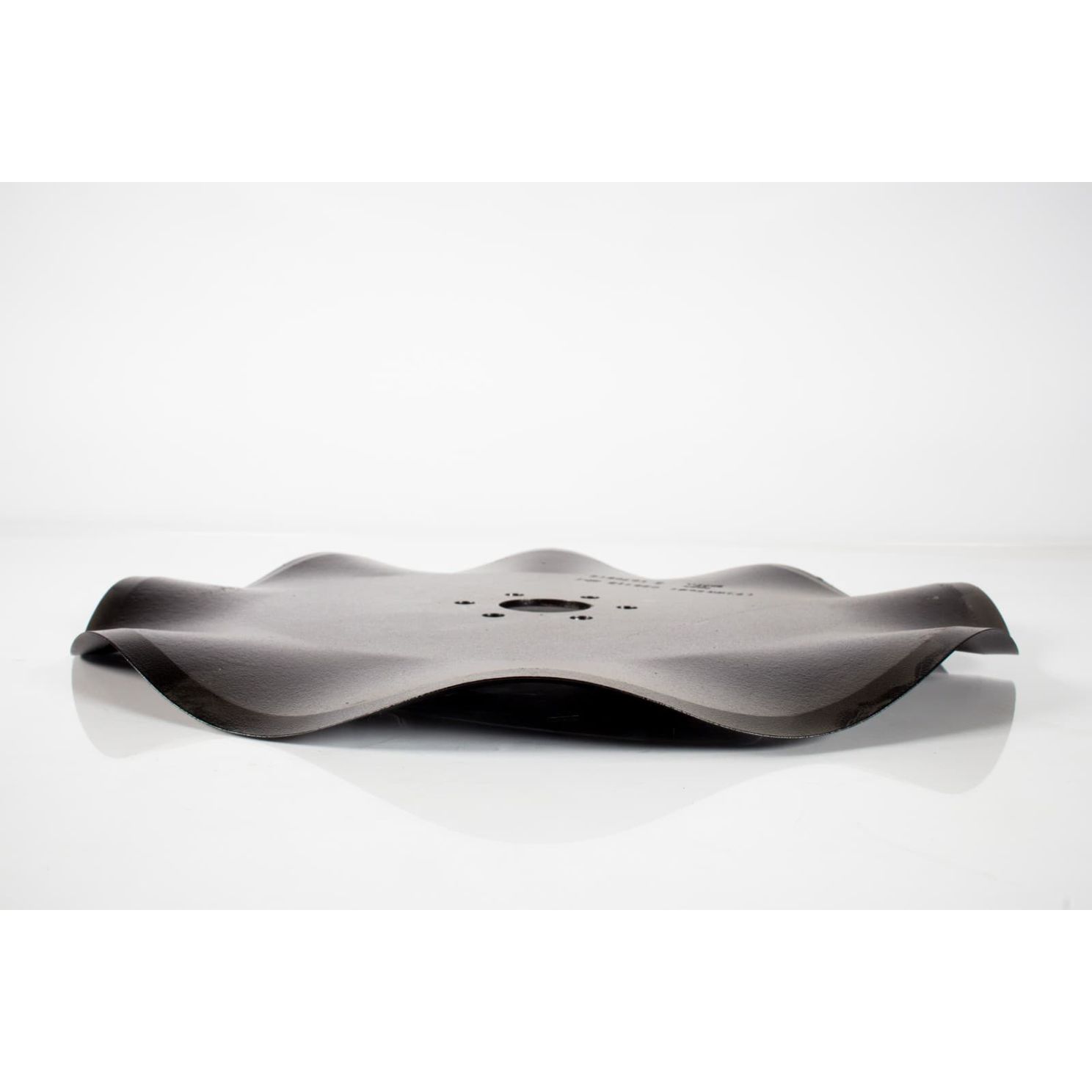 17" x 4.55mm 8 Wave Planter Coulter Blade 25915