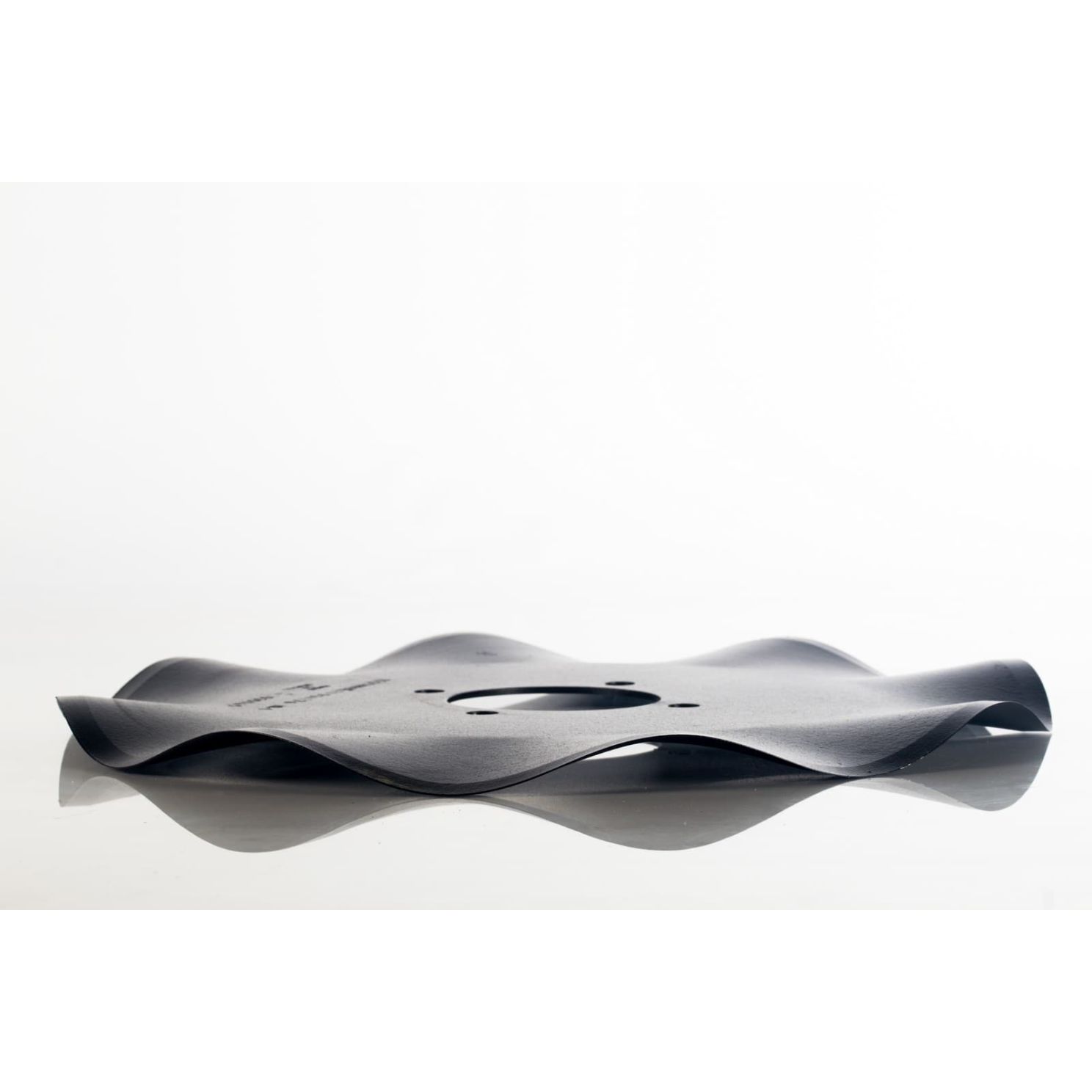 17" x 4.55mm 8 Wave Planter Coulter Blade 34276