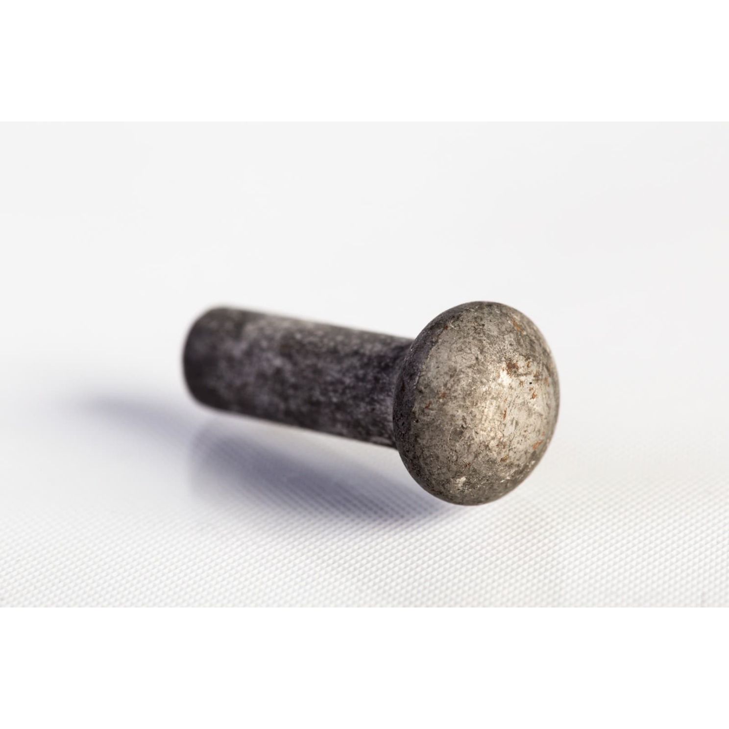 1/4 RIVET