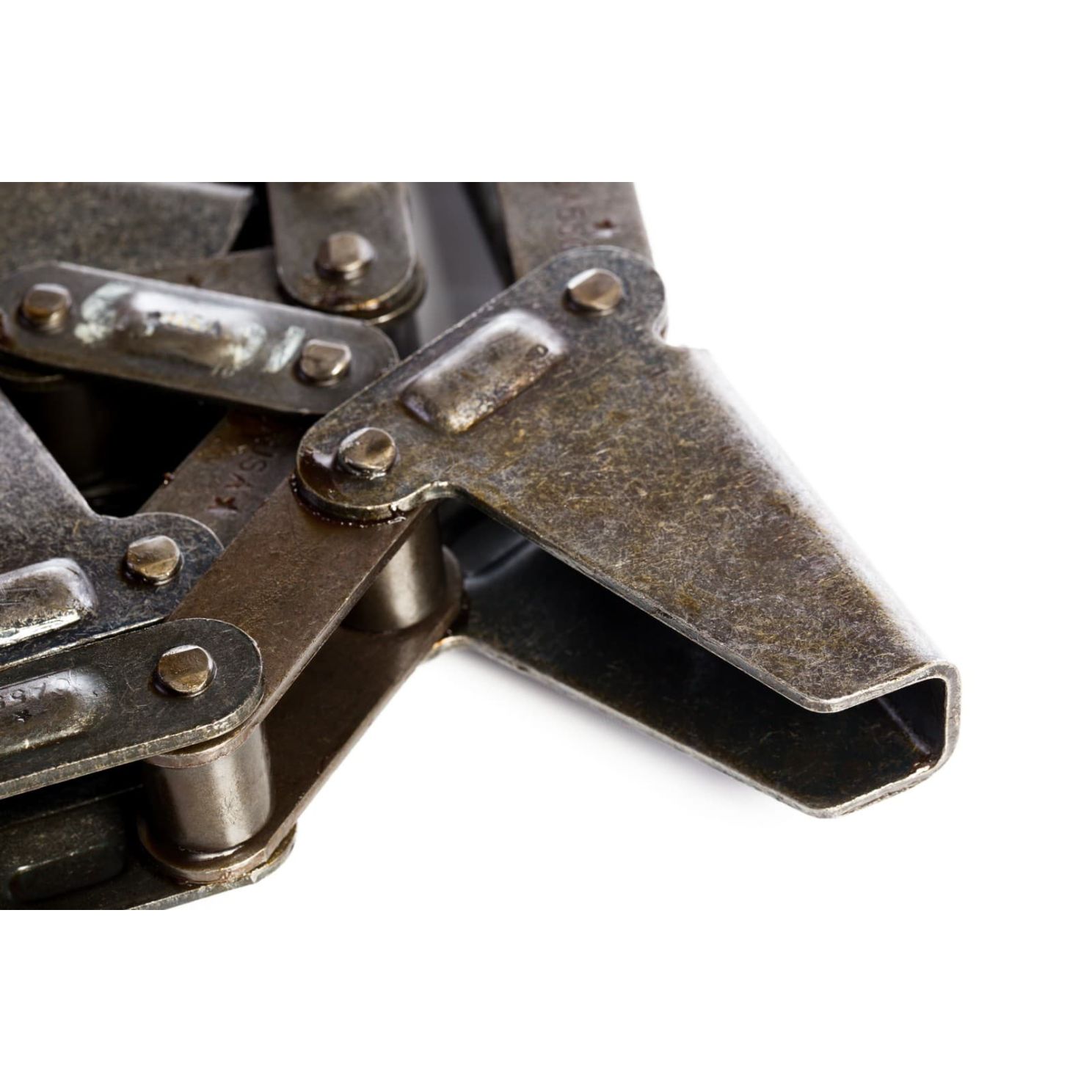 71505705 Corn Head Gathering Chain fits Gleaner