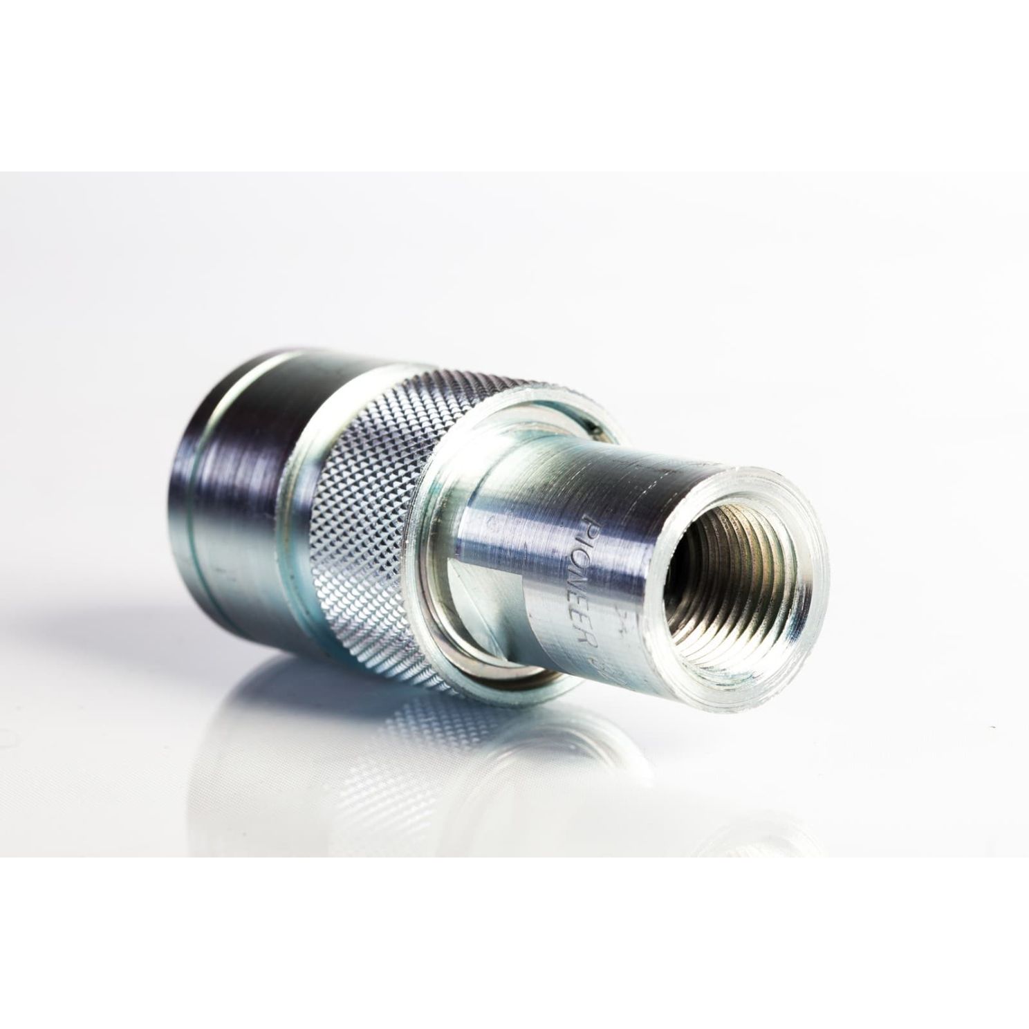 Pioneer 8250-4 Hydraulic Coupler Genuine OEM style