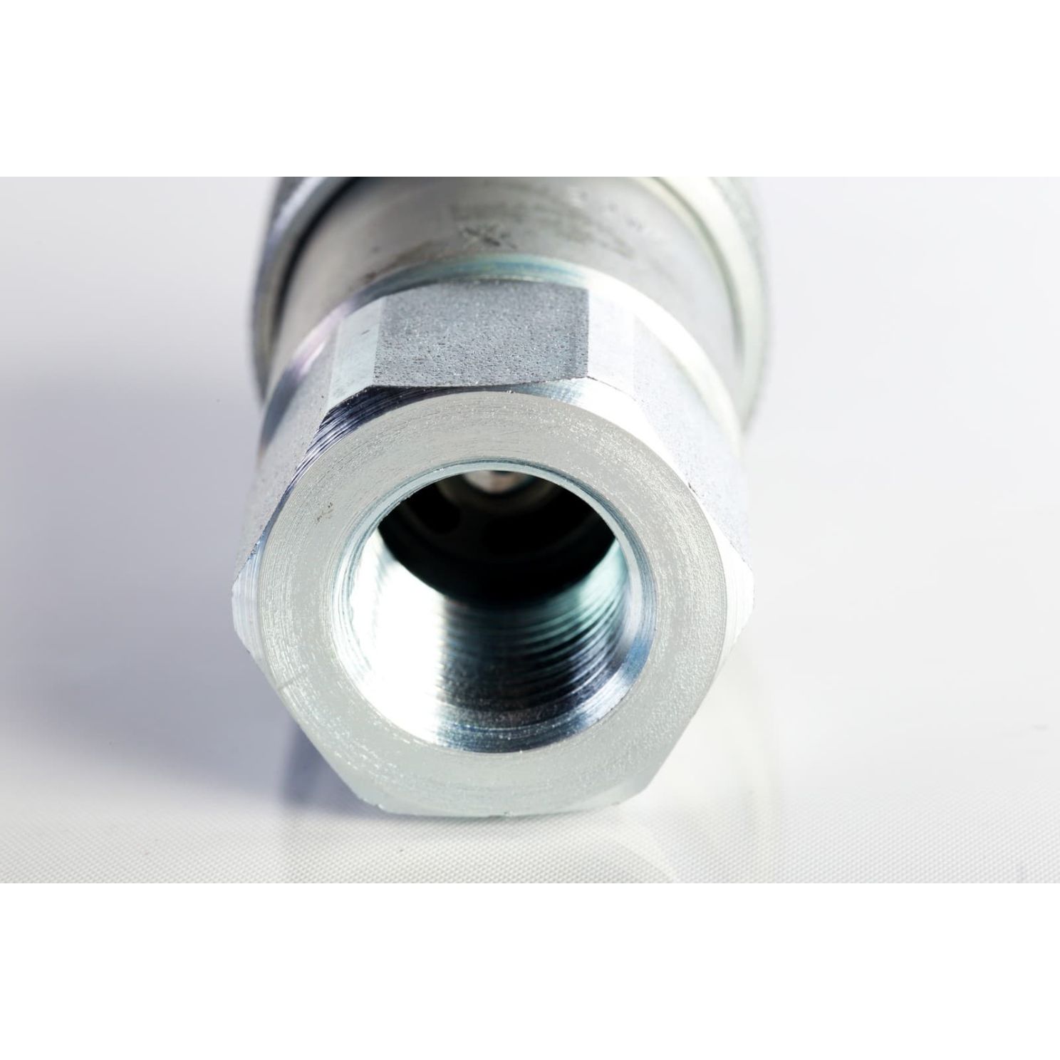 Pioneer FEM-501-8FP Flat Face Hydraulic Coupler Genuine OEM style