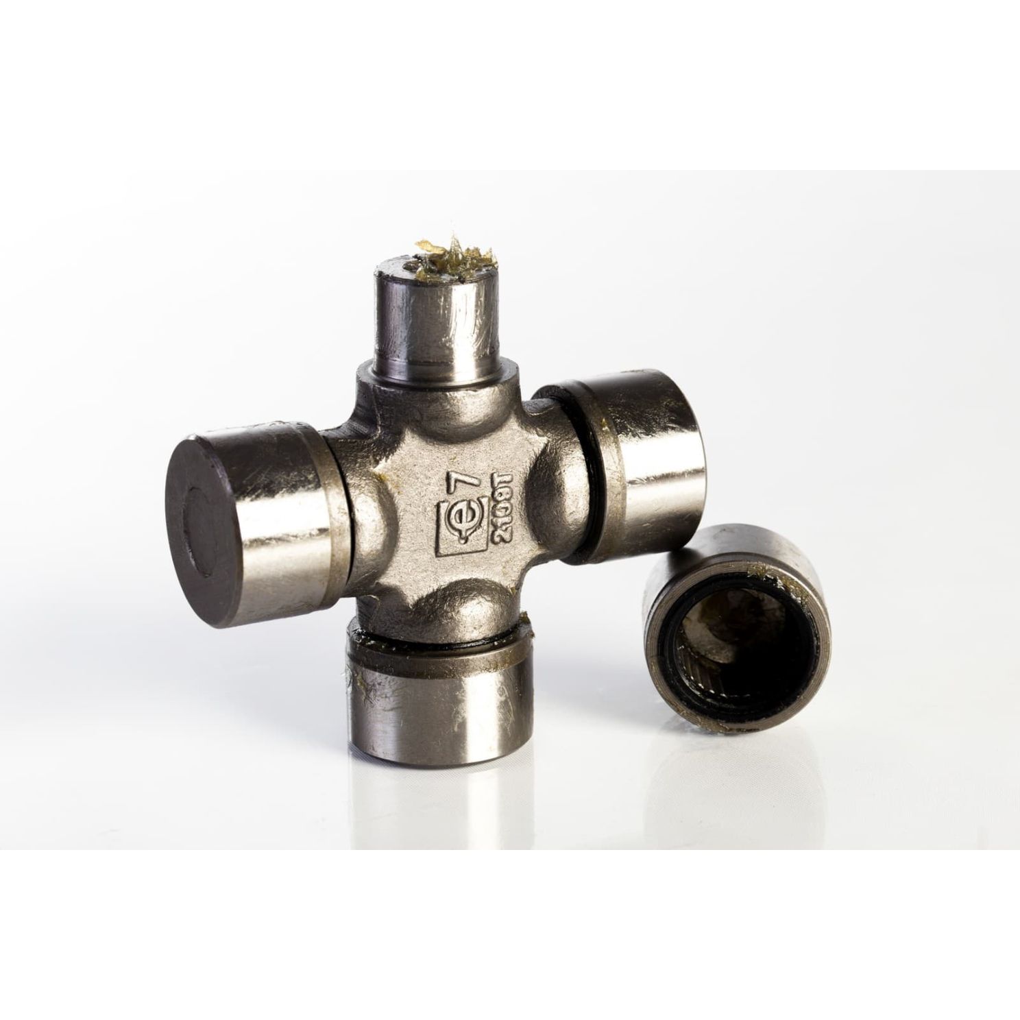 Eurocardan Series 7 Metric Bearing Cross U-Joint 32193