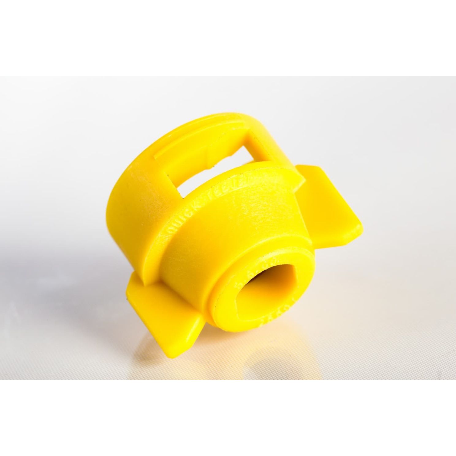 Teejet 114442A-6-CELR Yellow Spray Tip Quick Cap with Gasket