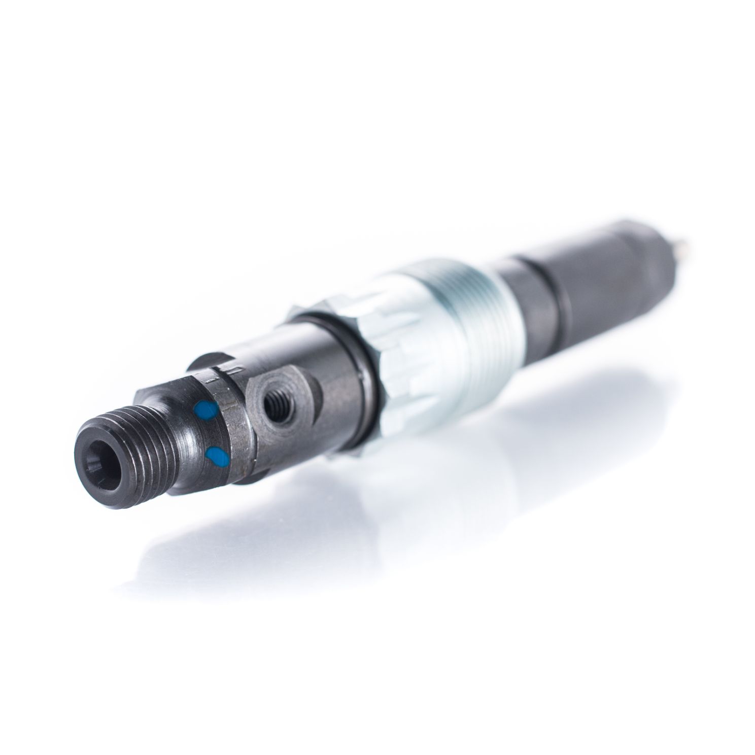SE501126 Engine Fuel Injector fits John Deere