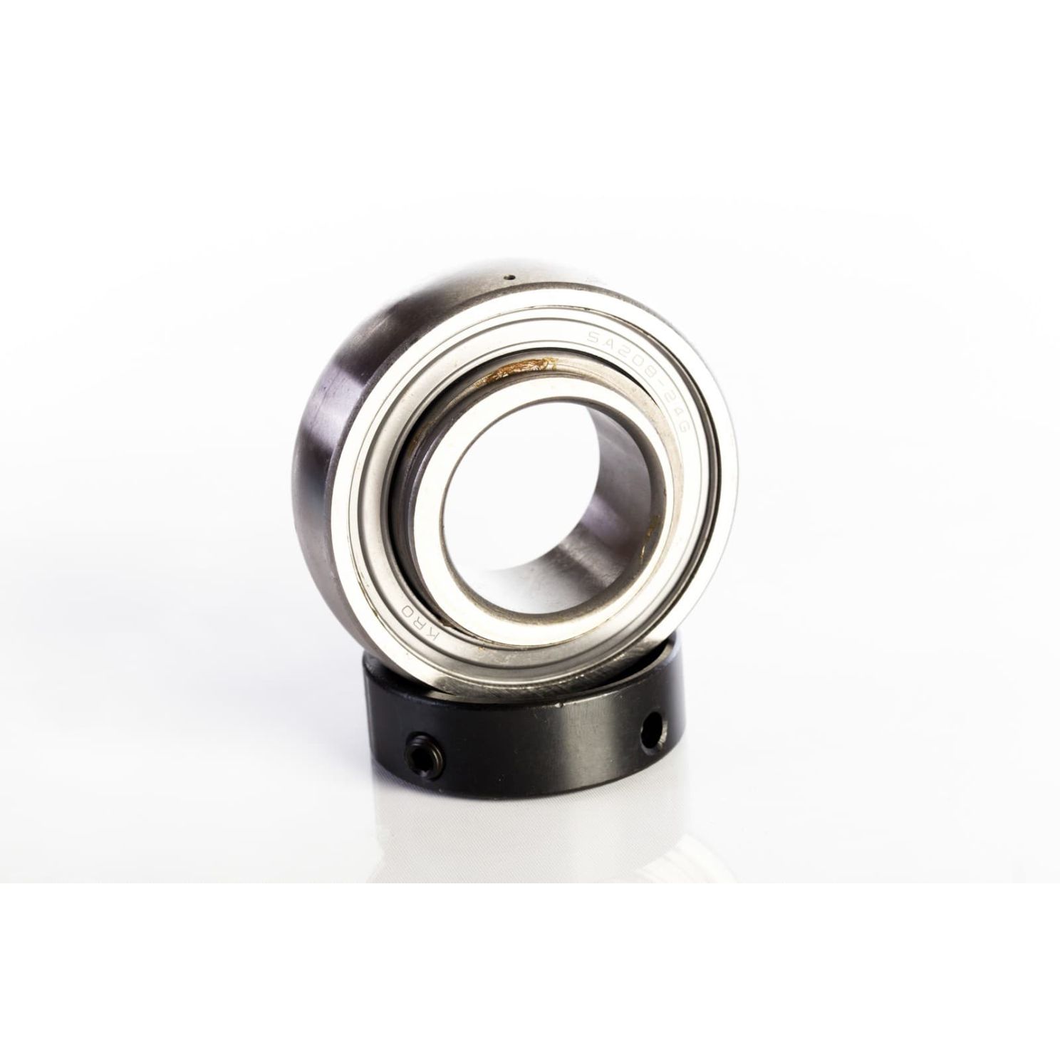 SA-208-24R Cam Locking Insert Ball Bearing 1-1/2" Bore