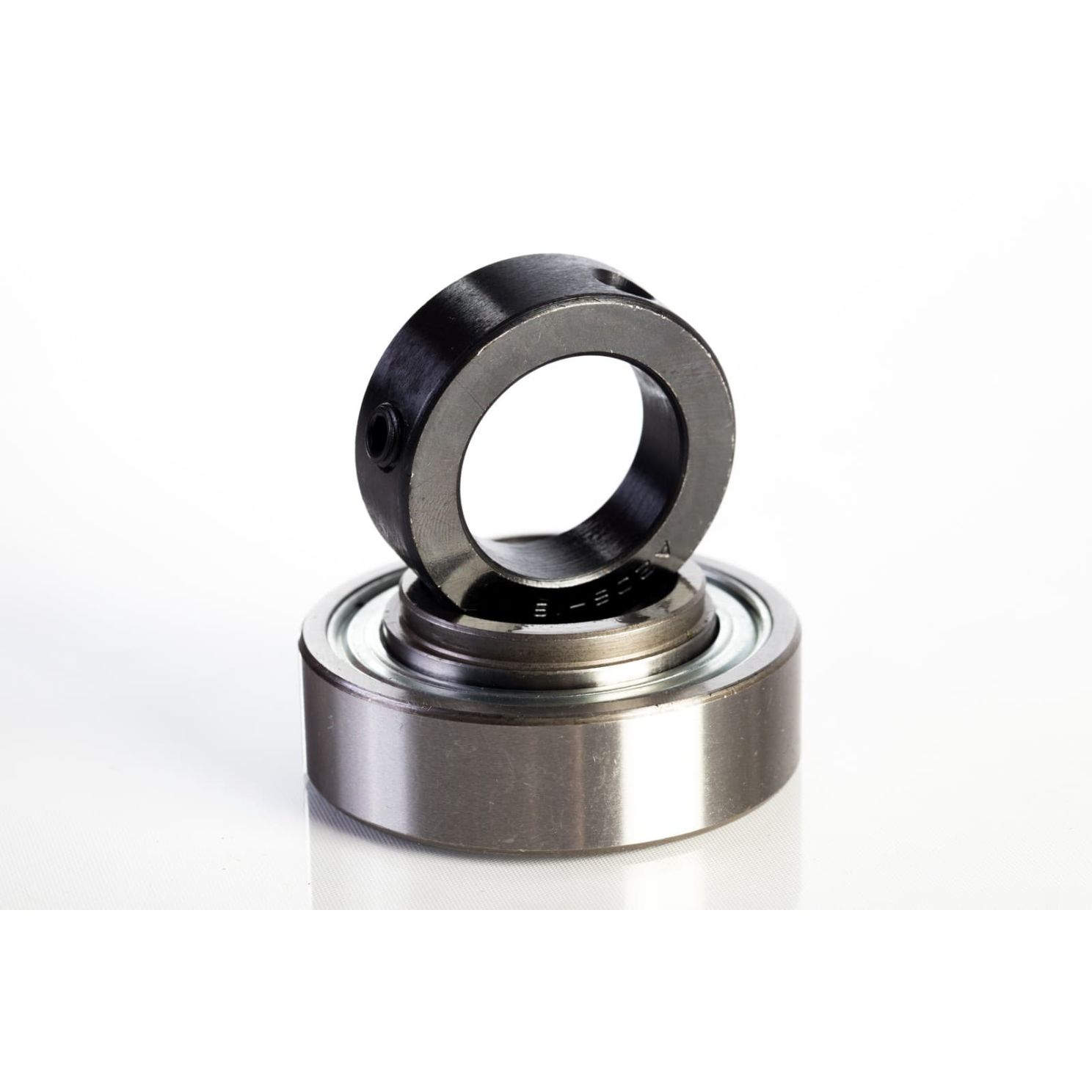 JD10092 Row Crop Head bearing used on rotary knife shaft fits John Deere