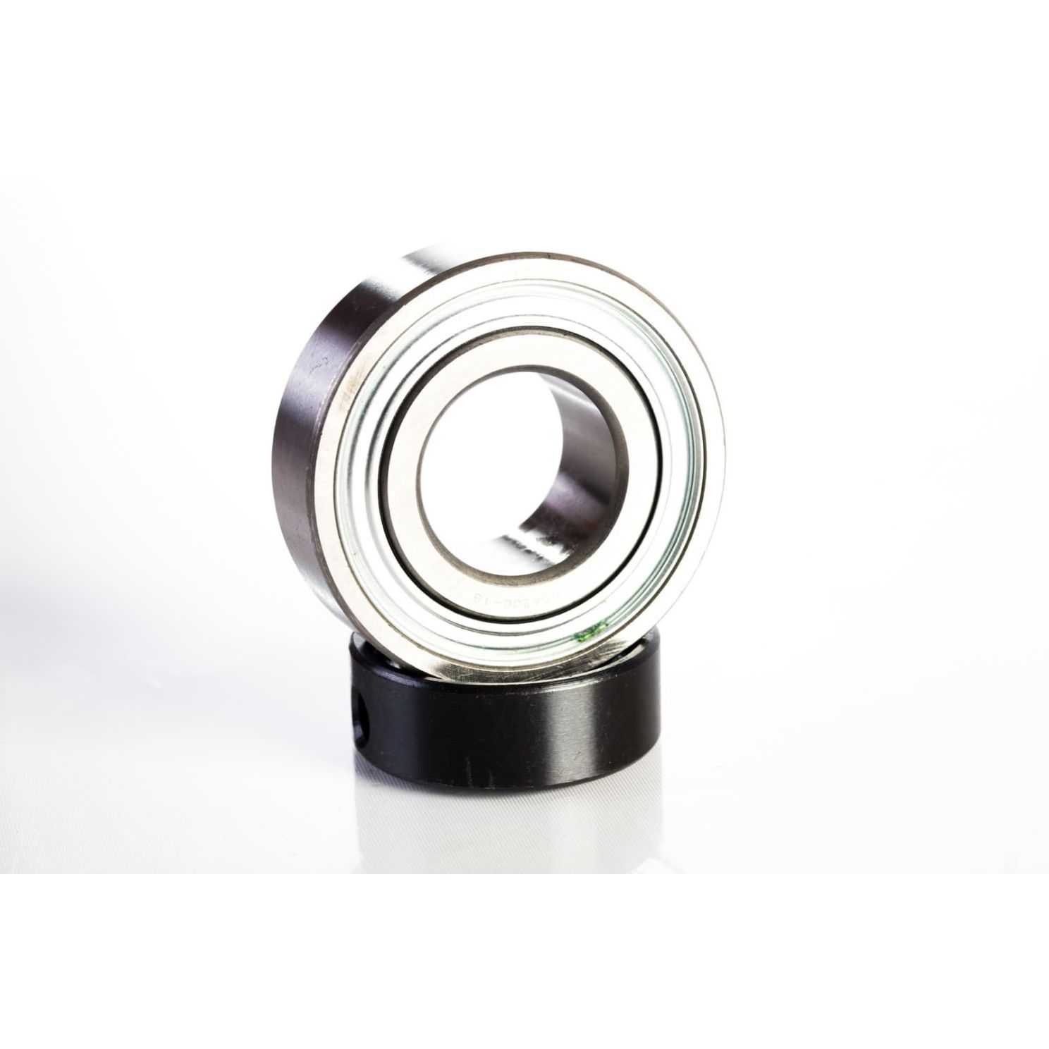 JD10092 Row Crop Head bearing used on rotary knife shaft fits John Deere