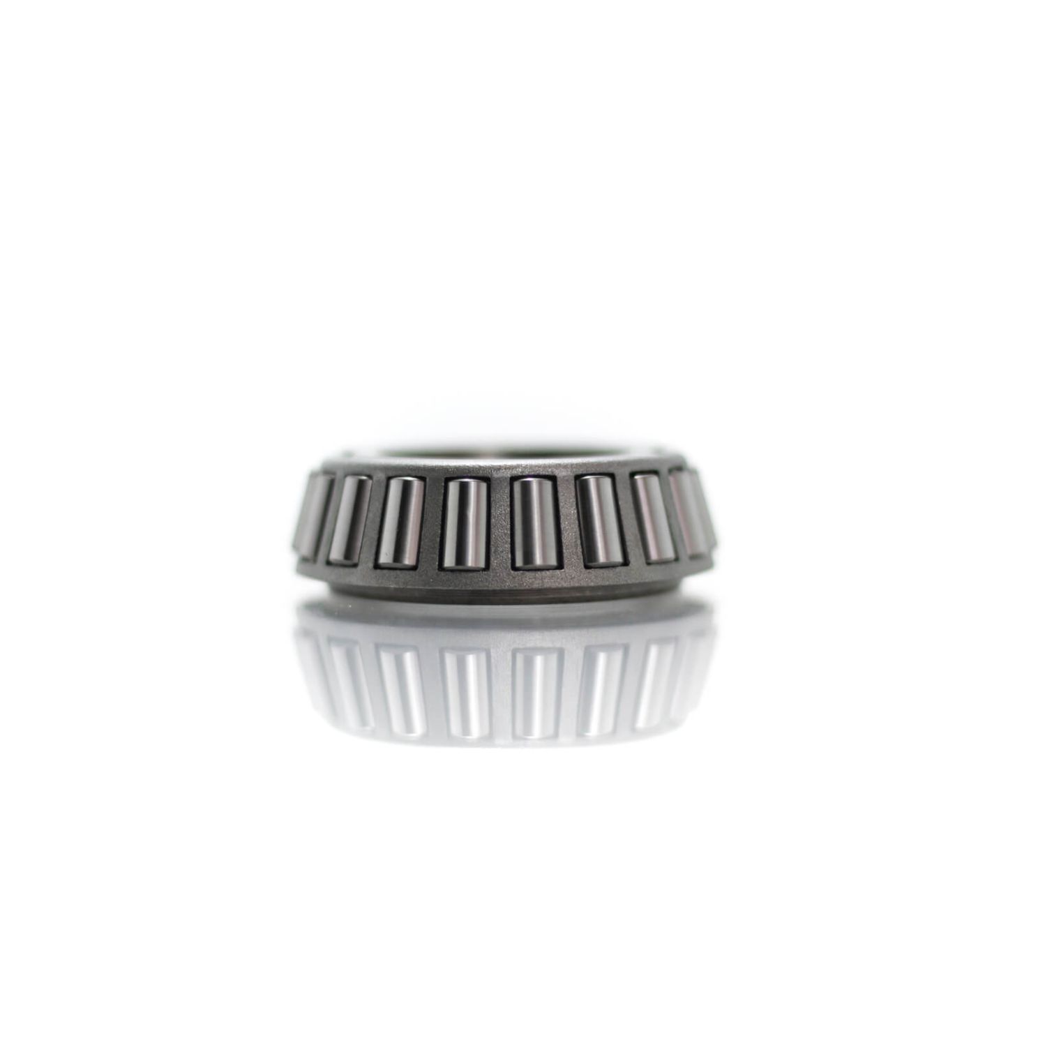 LM67048 Steel Tapered Roller Bearing Cone