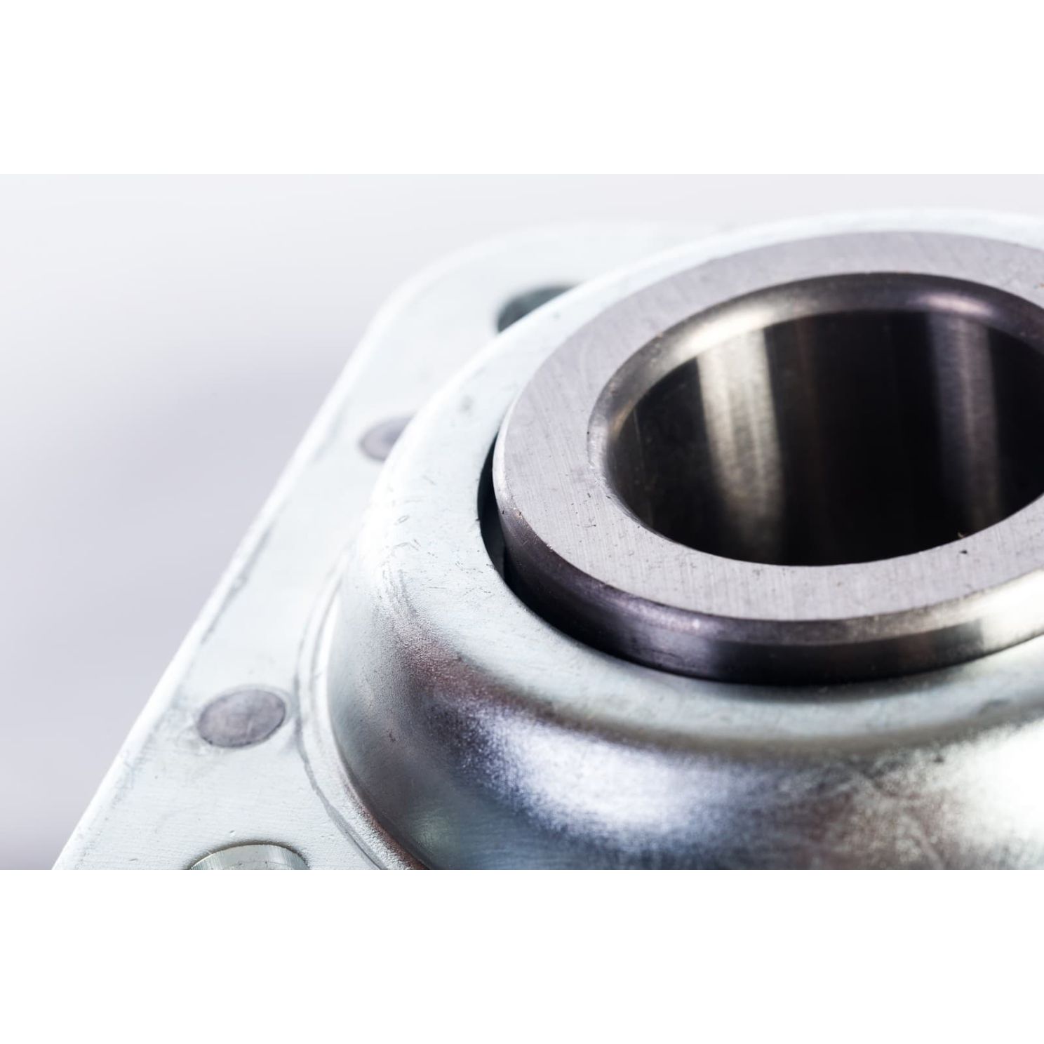 FD211RE Disc Harrow Bearing 1-3/4" Round Bore DHU1-3/4R-211