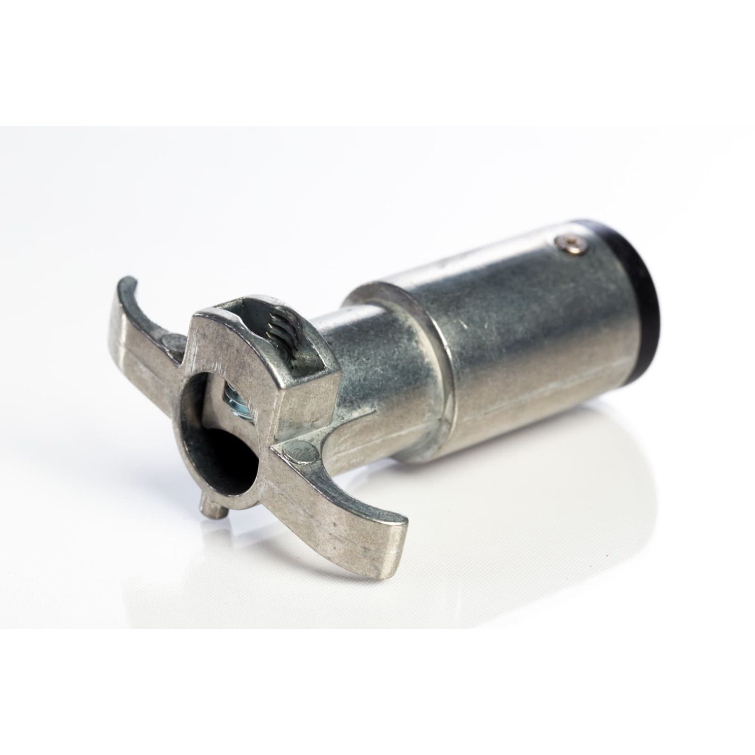 6 Pole Aluminum Trailer End Plug
