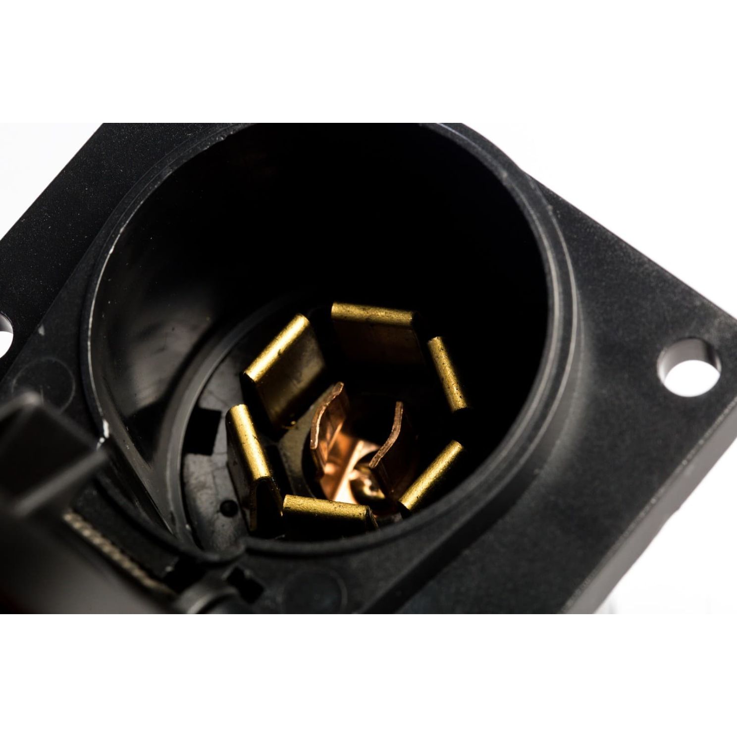 7 Pole Poly RV/Auto Style Socket