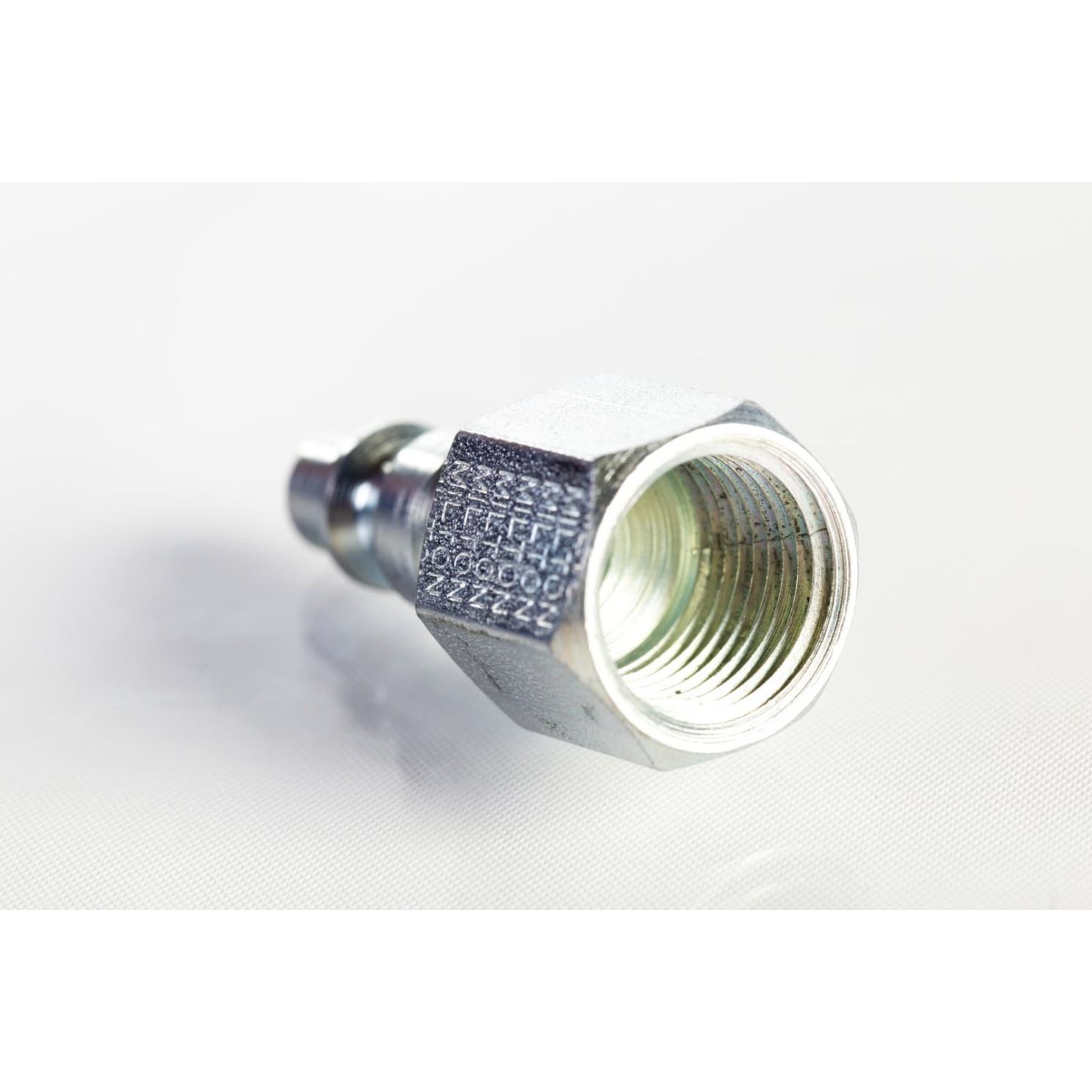 Milton 732 3/8" M Style Female Coupler Plug