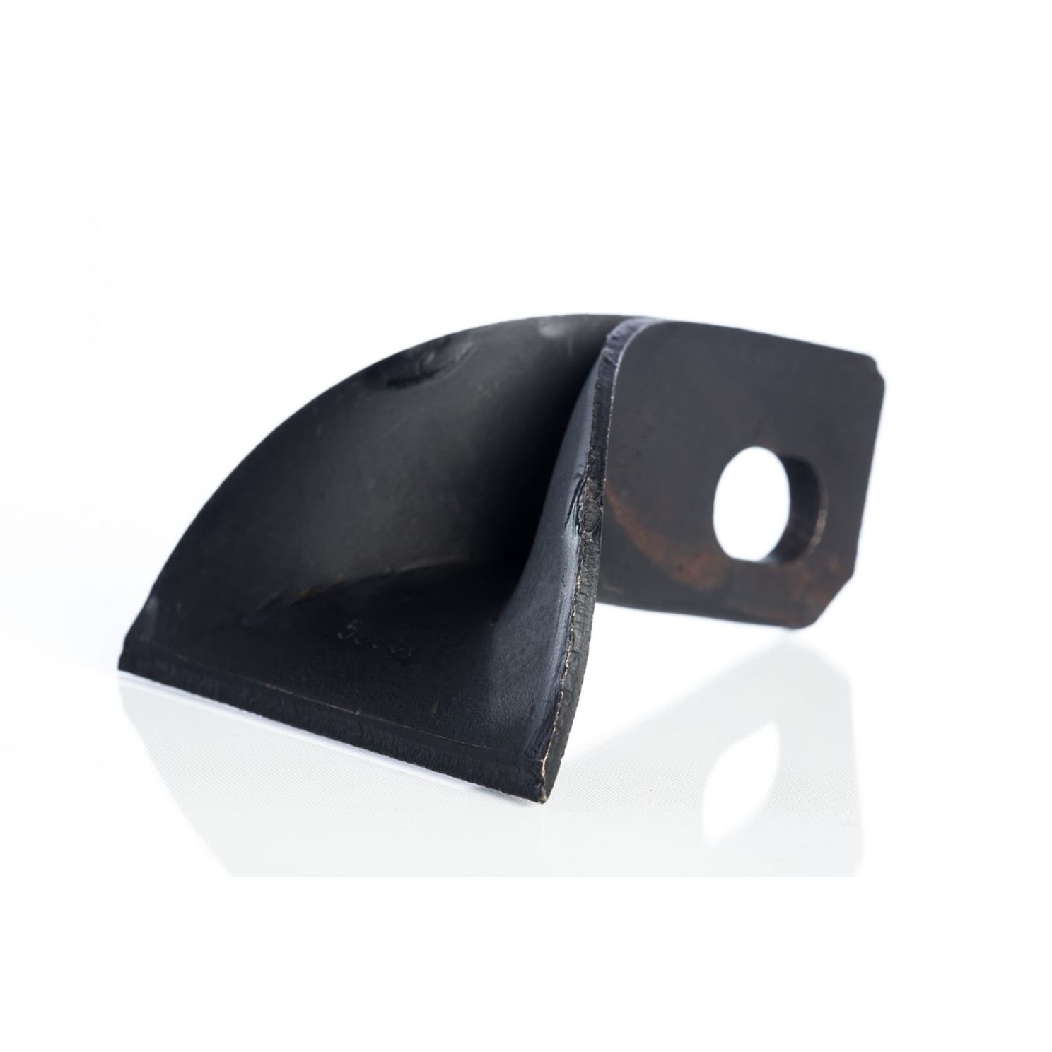P66945 Flail Shredder Side Knife fits John Deere