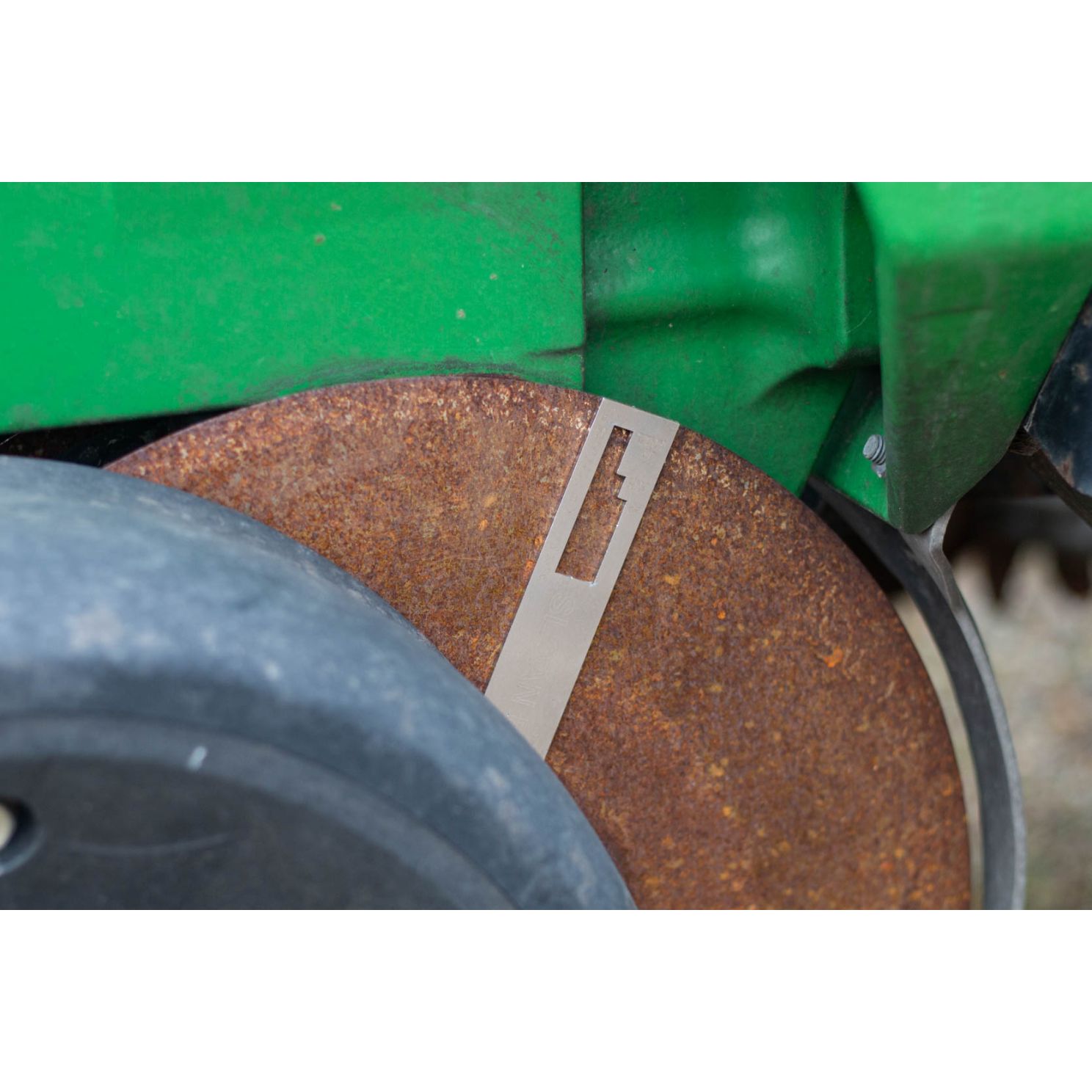 Seed Disk Opener Wear Gauge