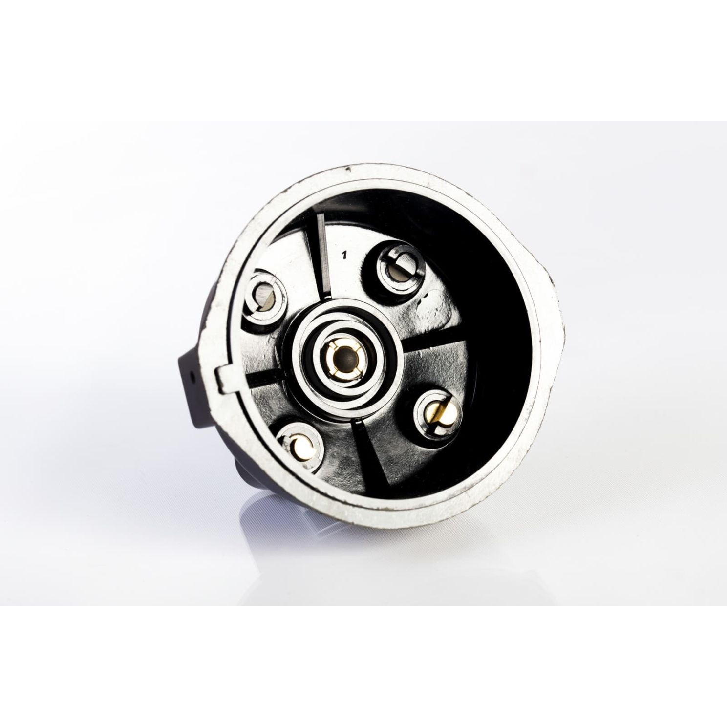 R1956 Tractor Ignition Distributor Cap