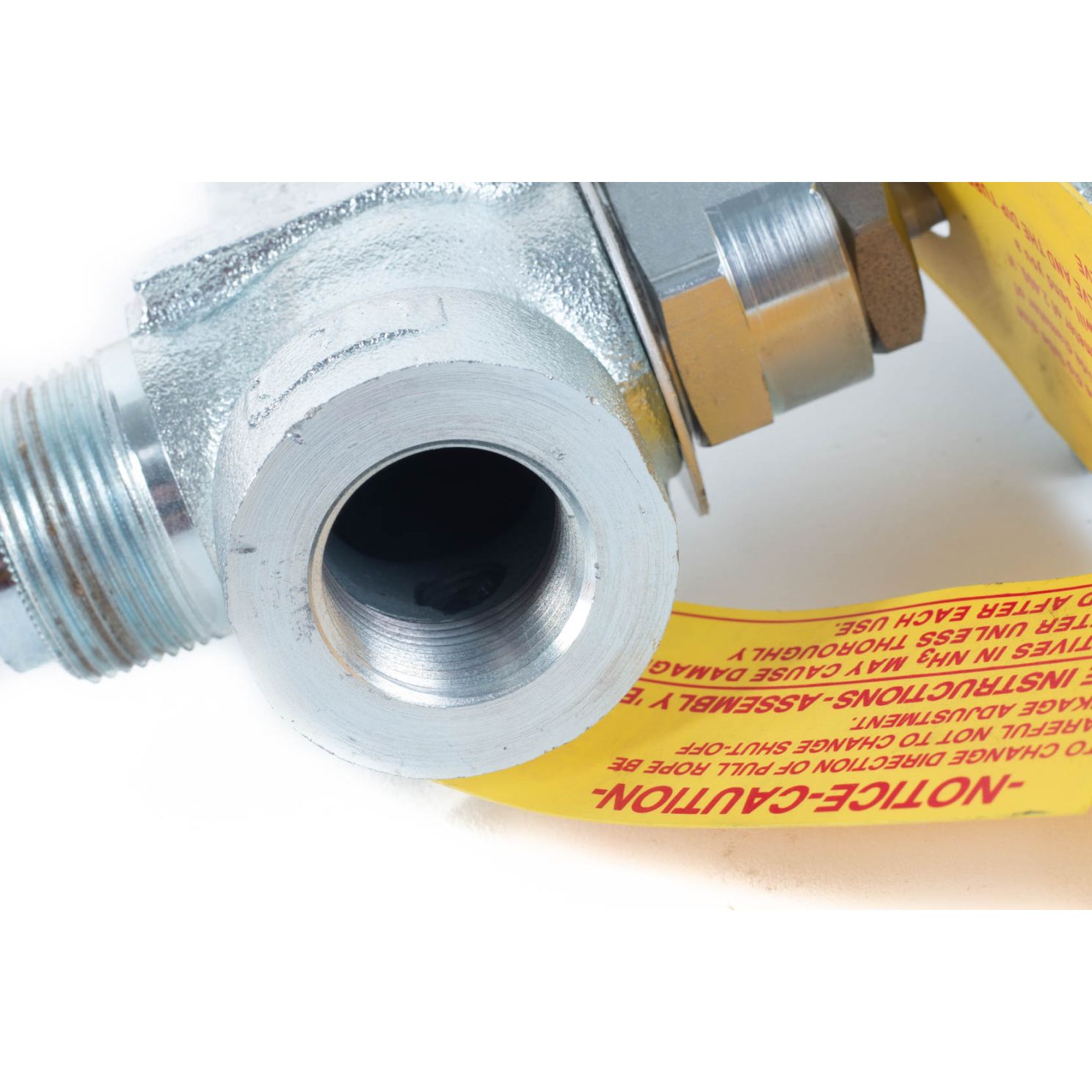 1-1/4" MPT x 1" FPT NH3 Liquid Withdrawal Valve B-1206-E