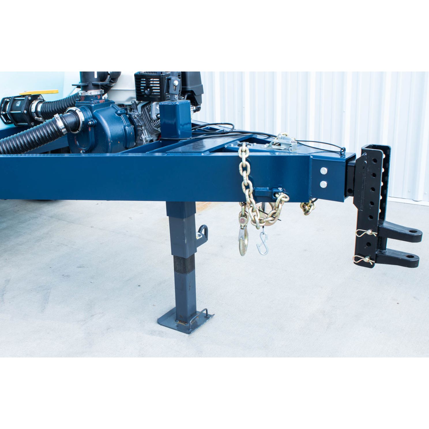 Ag Spray 1610 Drainable Liquid Nurse Trailer with Lights