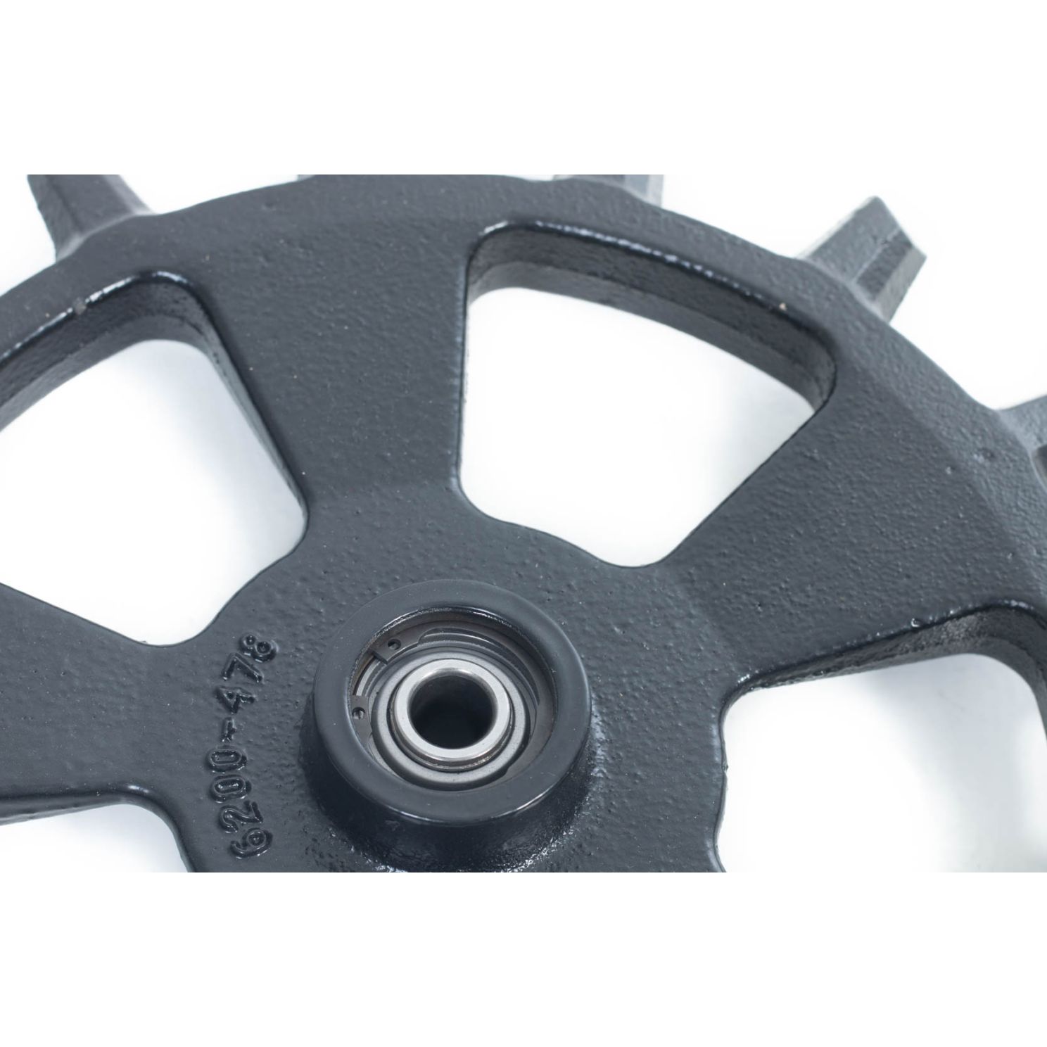 6200-009 Yetter Twister Cast Spike Closing Wheels