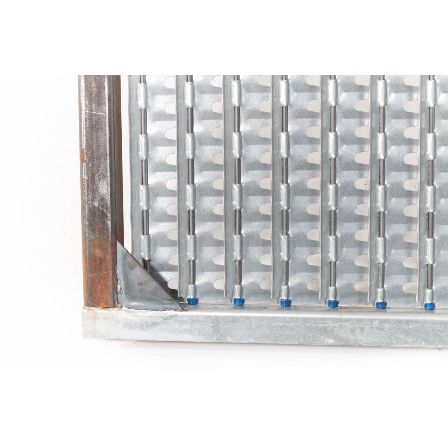 1346914C2 Combine Blunt Finger 1-1/8'' Bottom Sieve fits Case-IH