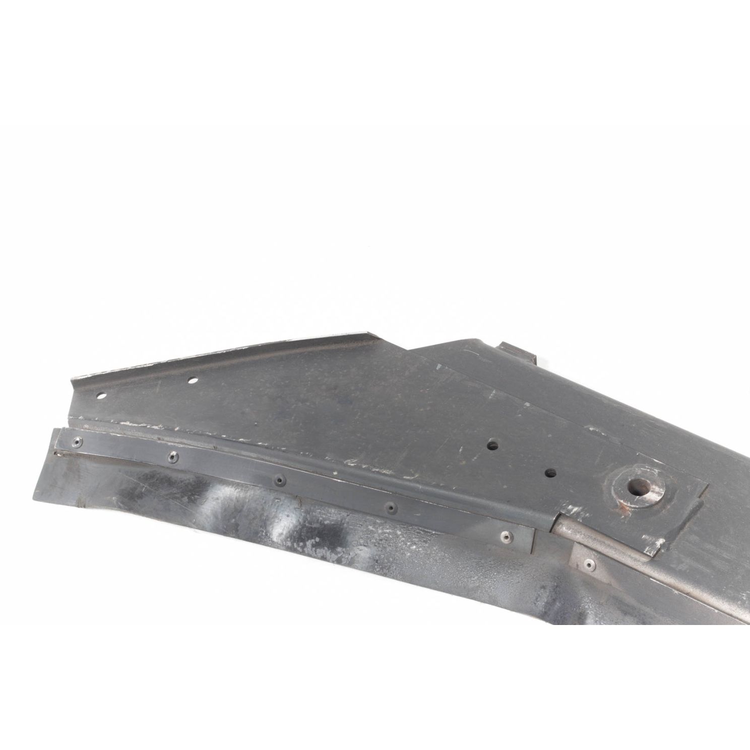 1979202C1 Combine Short Shoe Left Hand Chaffer Frame Rail fits Case-IH