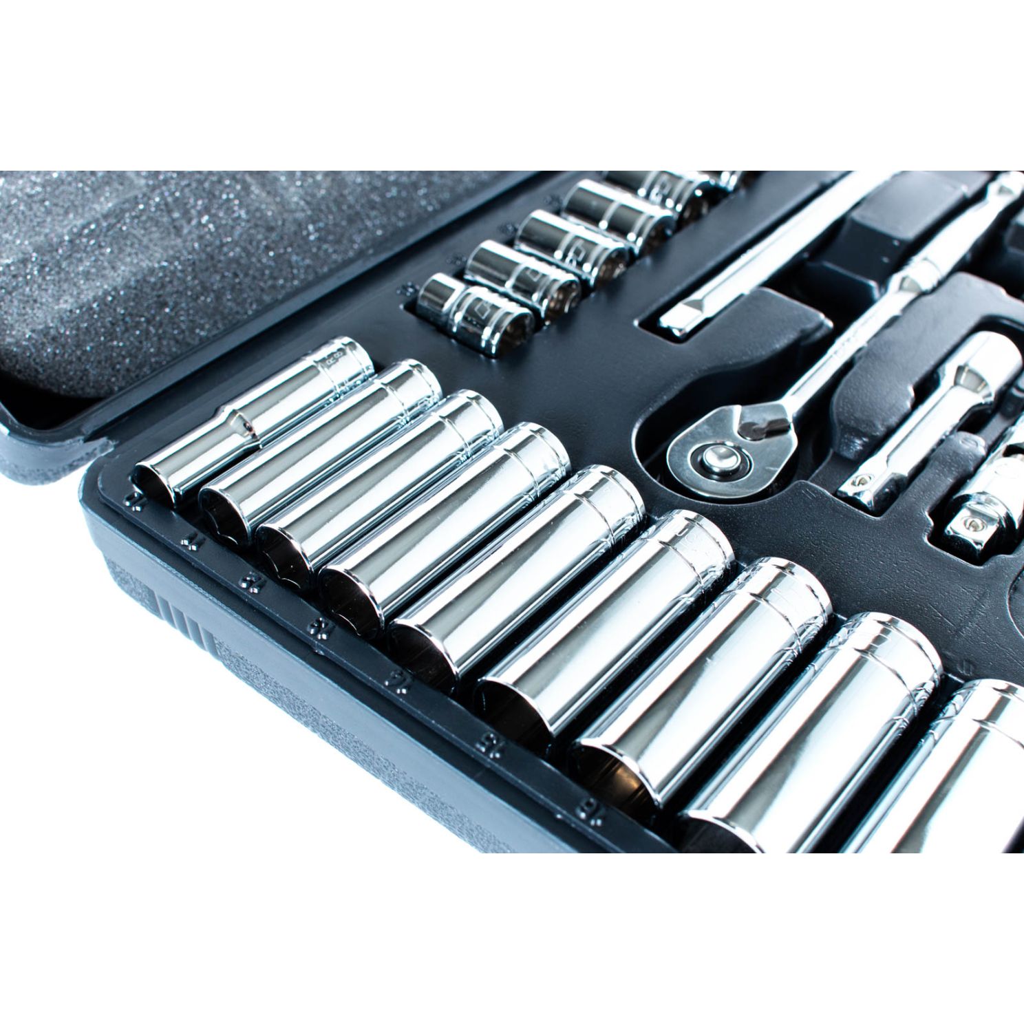 Performance Tool 23 Pc. Metric 3/8'' 6 Point Ratchet & Socket Set
