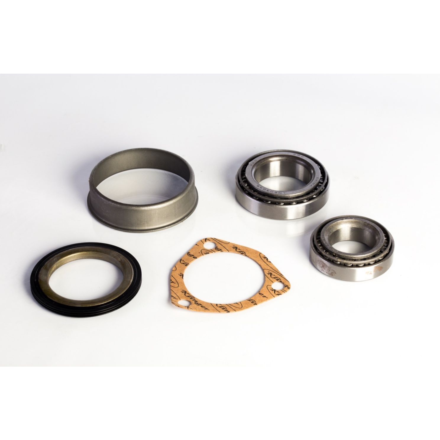 371418R92 Tractor Wheel Bearing Kit fits Case-IH